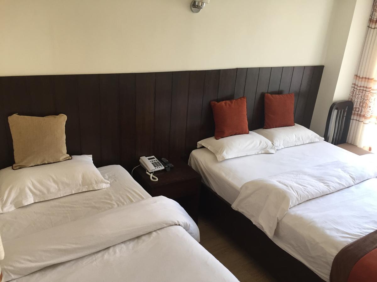 Kathmandu Merry Hotel Екстериор снимка